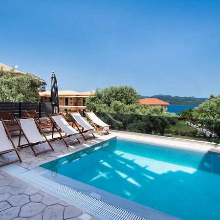 Bianco Stylish Maisonette Nikiana Exterior foto